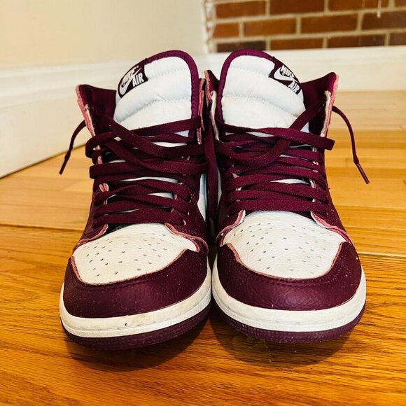 Size 8.5 - Jordan 1 Retro High OG Bordeaux Clean (555088-611) - Picture 7 of 16